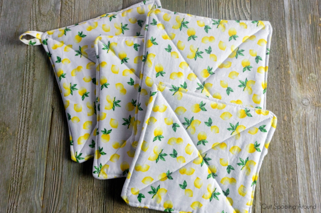 Simple Kitchen Pot Holder Quit Spooling Around   Lemon Pot Holders 1024x682 