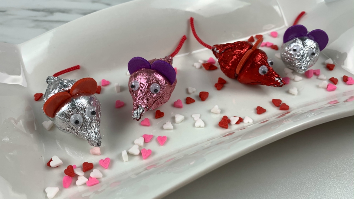 How to Make Valentine's Hershey Kisses Mice Quit Spooling Around